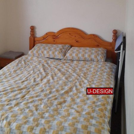 Top Apartment - 1 Bedroom House In Leagrave, Luton With Free Parking Extérieur photo